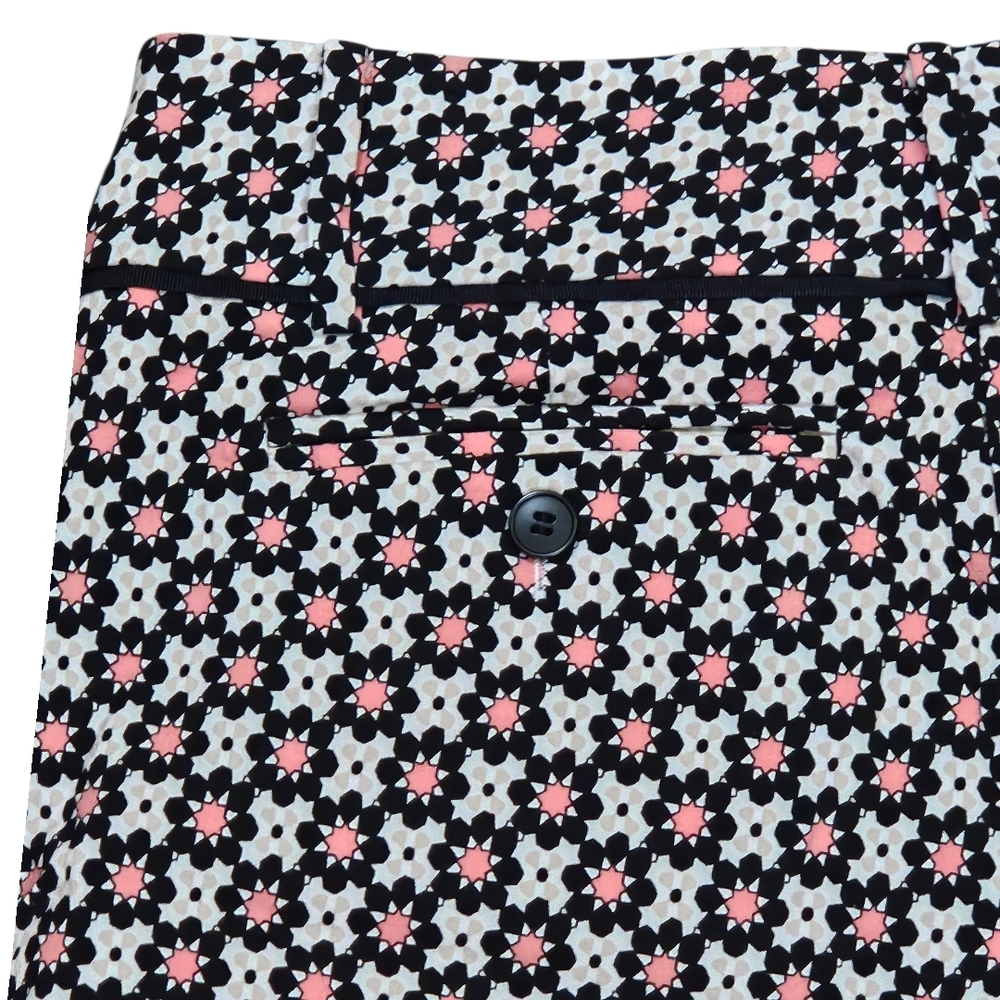 Patterned Stretch Shorts - Picture 3 of 7